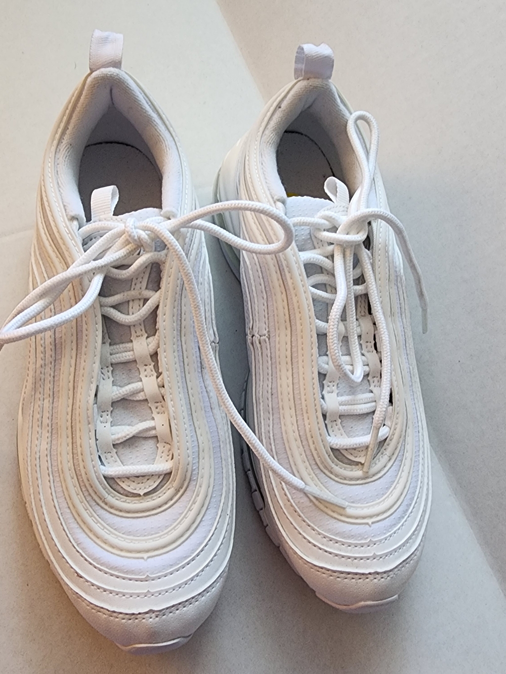 Nike Air Max 97  White Athletic Sneakers - Classic Lace-Up Sz 5Y NWOT